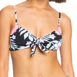 NWT Women's Roxy Beach Classics top